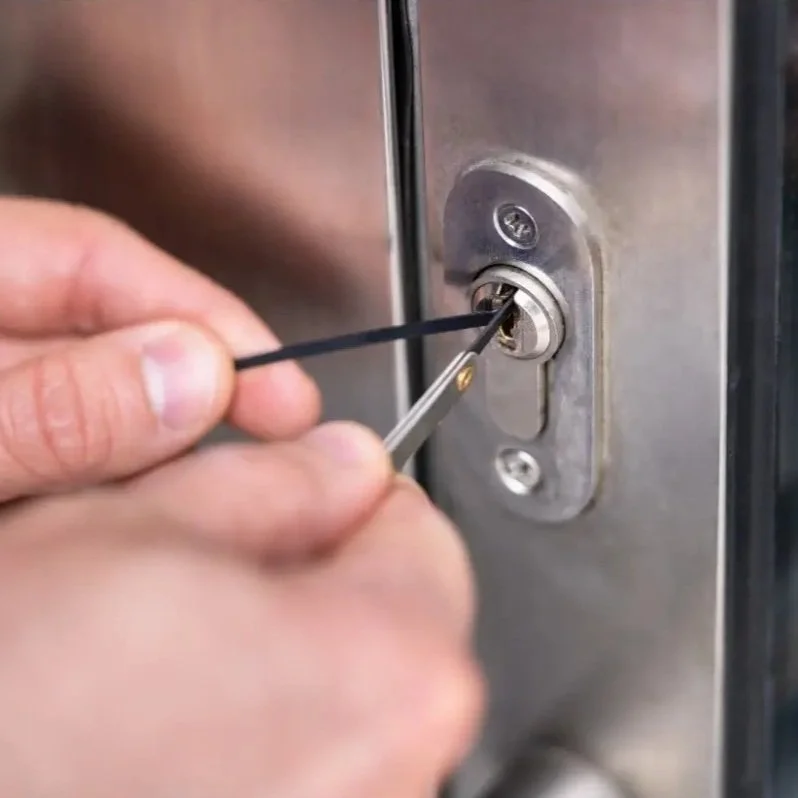 Schlüsseldienst Einsatz nahe Schiffenberger Weg in Gießen