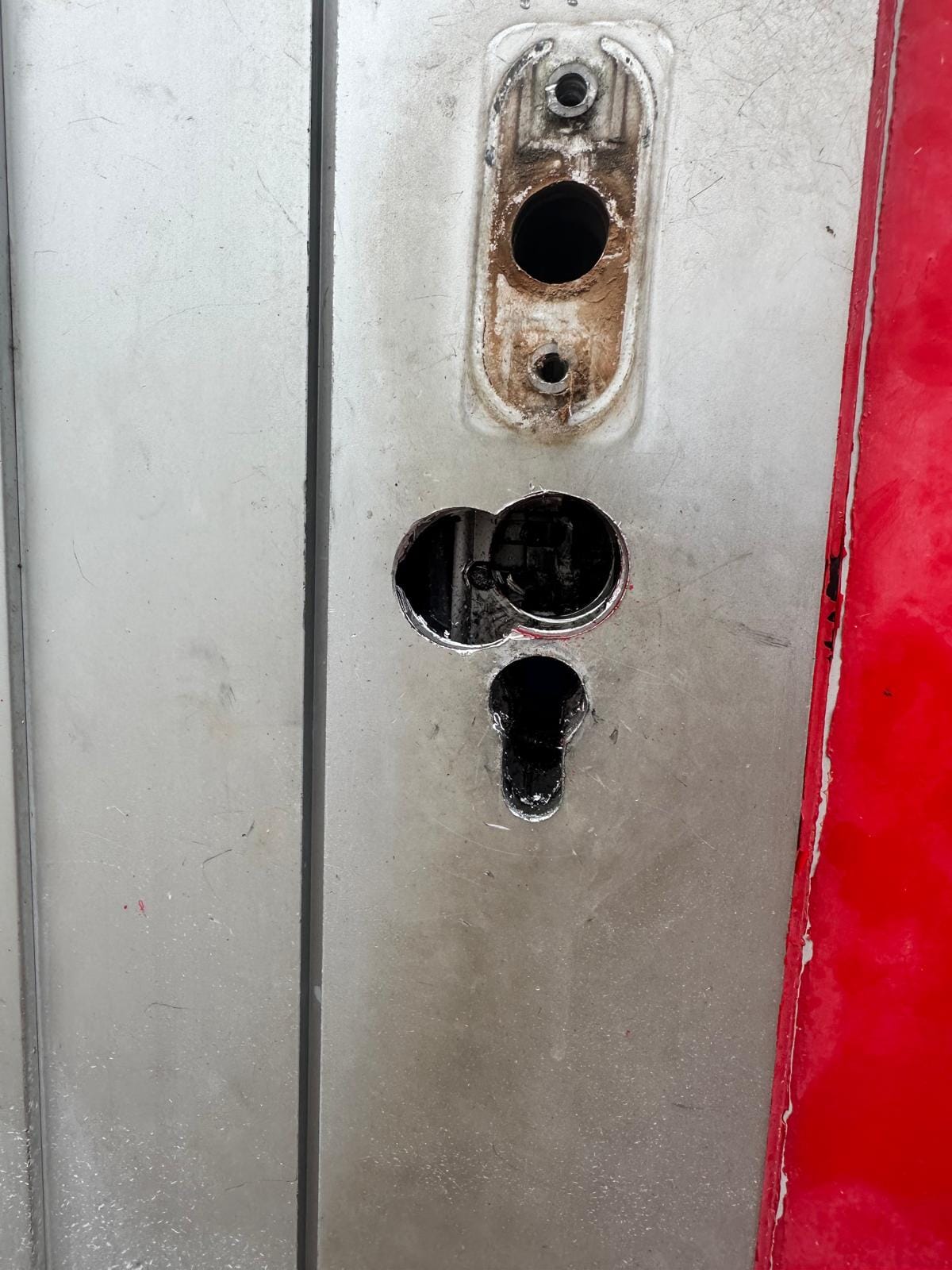 Kaputtes verrostetes Schloss – Austausch durch Schlüsseldienst Wetzlar